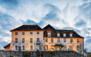  Hostellerie de la Tour d'Auxois  Сольё